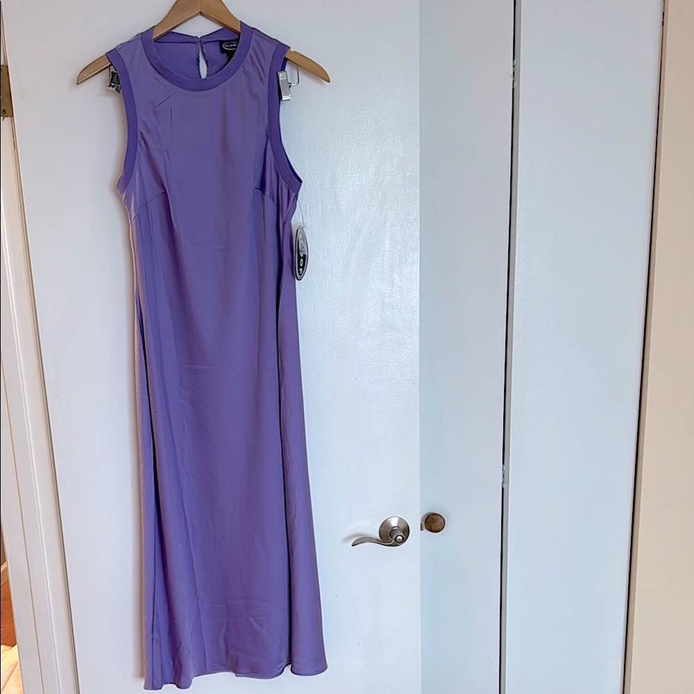 Lavender Sleeveless Maxi Dress